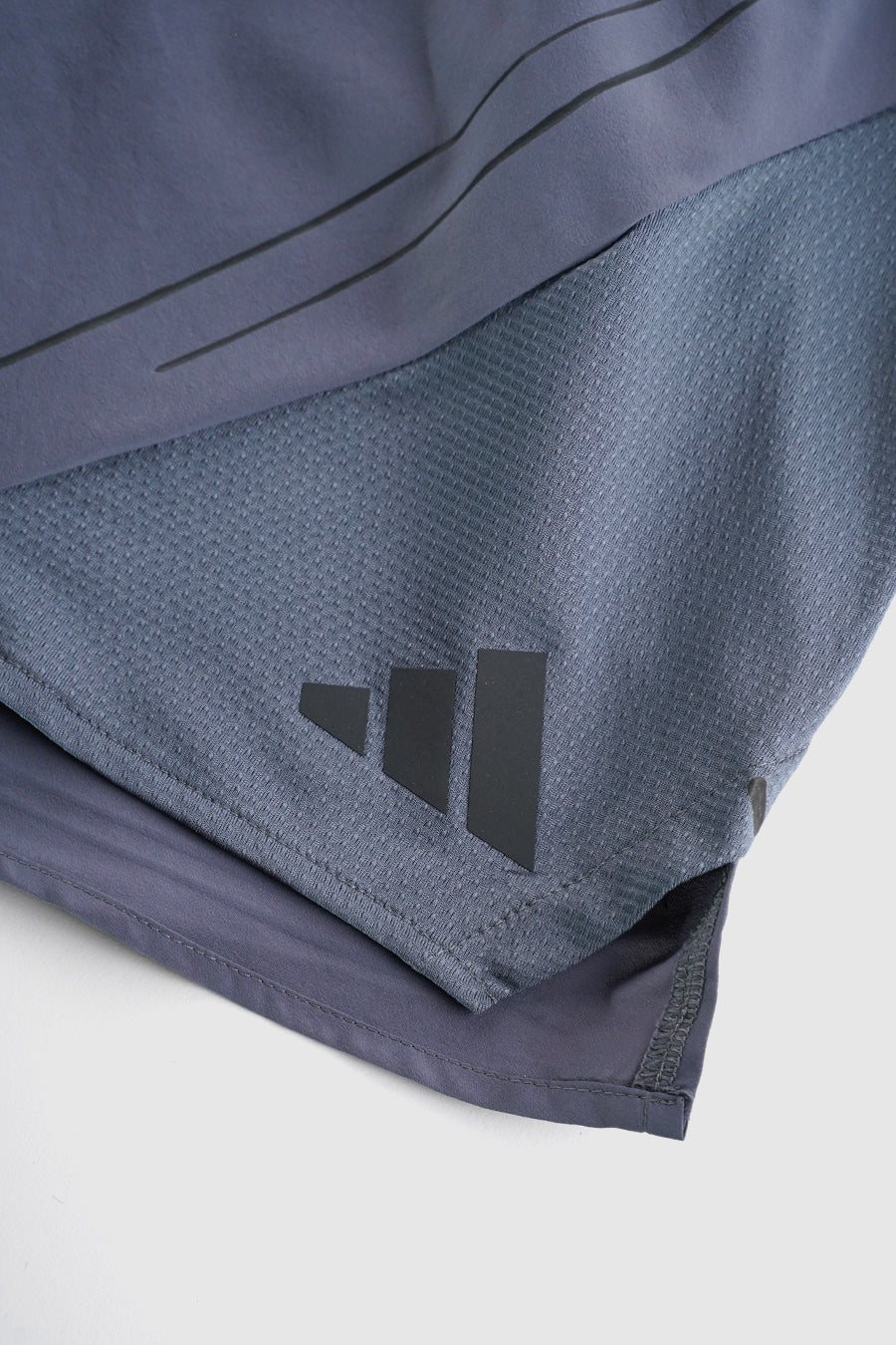 ADI365 SFTM RUNNING SHORT ONIX