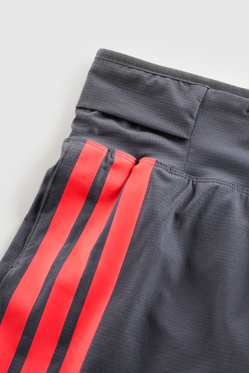GREY ADIZERO RUNNING GEL POCKET SHORT
