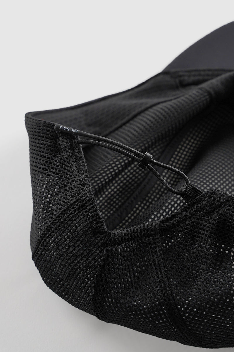 CASQUETTE NORVAN MESH 5 PANEL BLACK ET ARTIC SILK