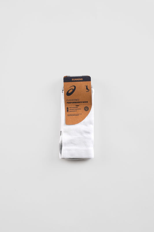 WHITE PERFORMANCE RUN CREW SOCKS