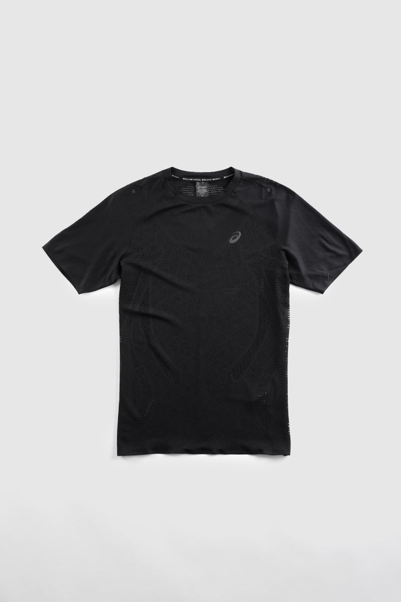 BLACK METARUN SS T-SHIRT