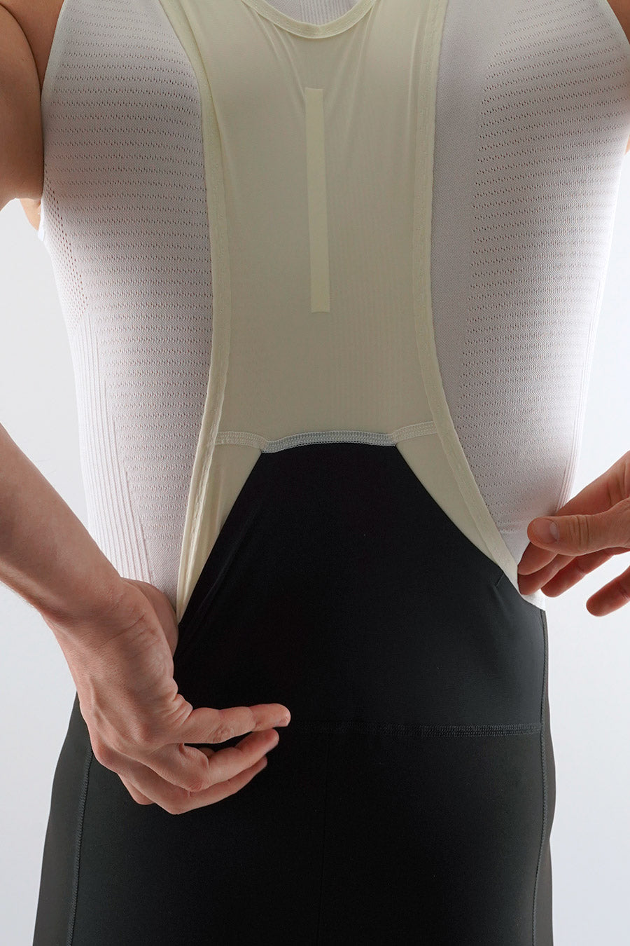 APEX AEON BIB SHORT BLACK AND WHITE