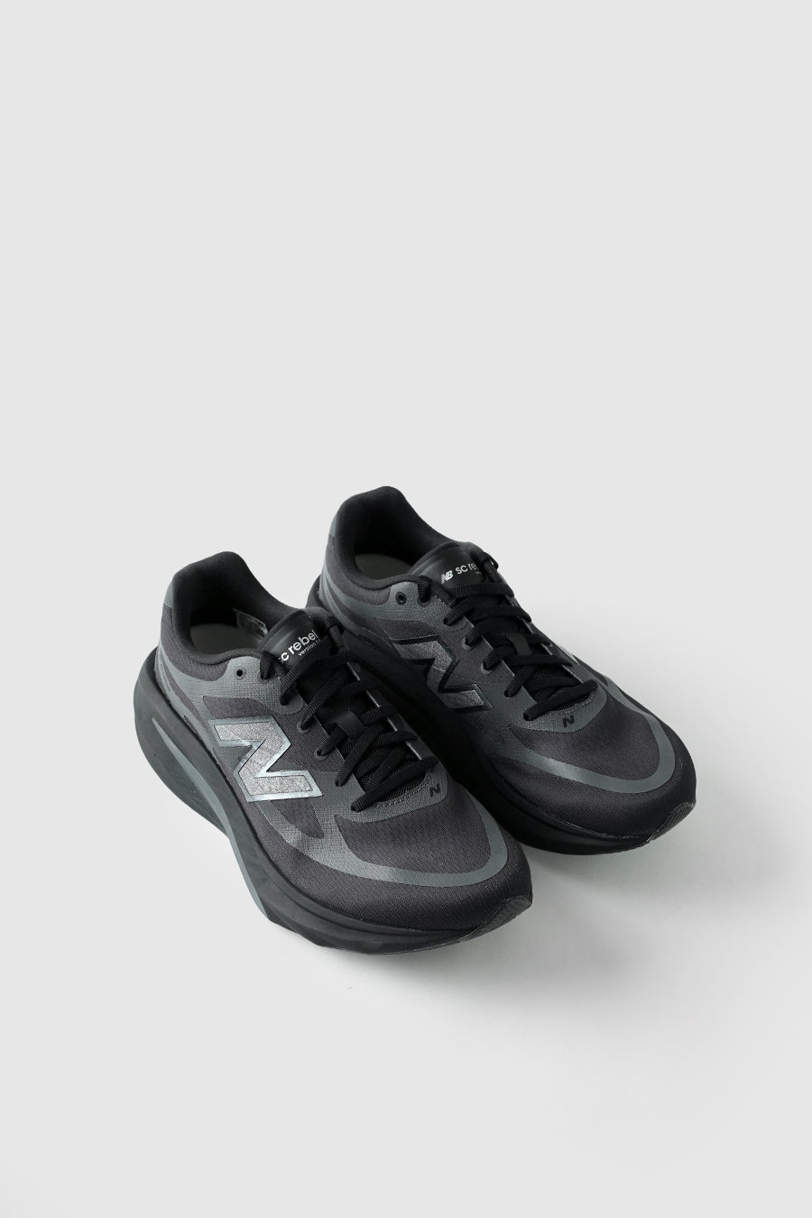SUPERCOMP REBEL BLACK ET MAGNET