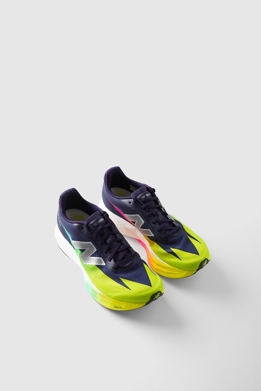 FUELCELL SUPERCOMP ELITE V5 BOYSENBERRY ET AFTERGLOW