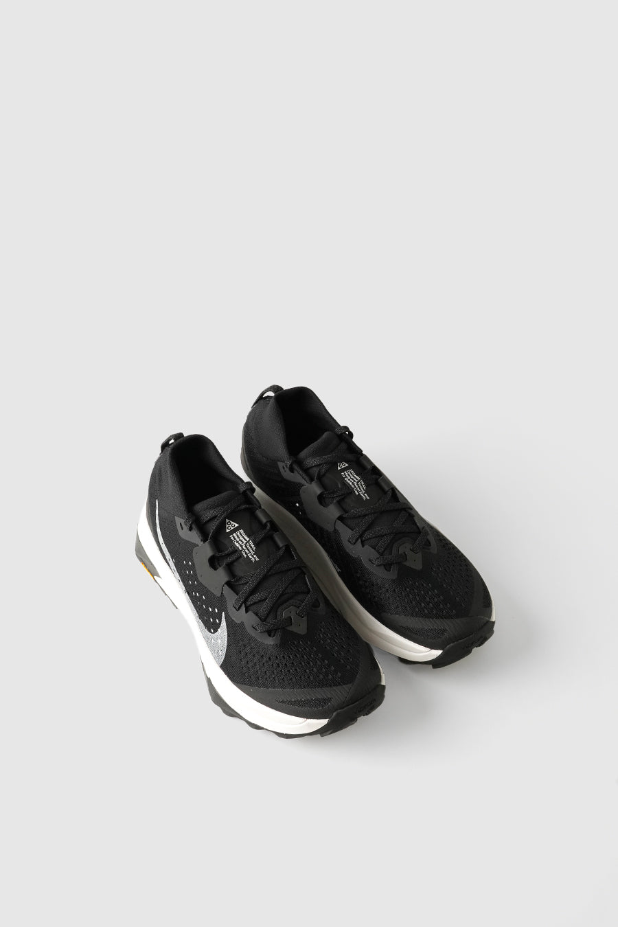 ACG ZEGAMA TRAIL NOIR ET SUMMIT WHITE