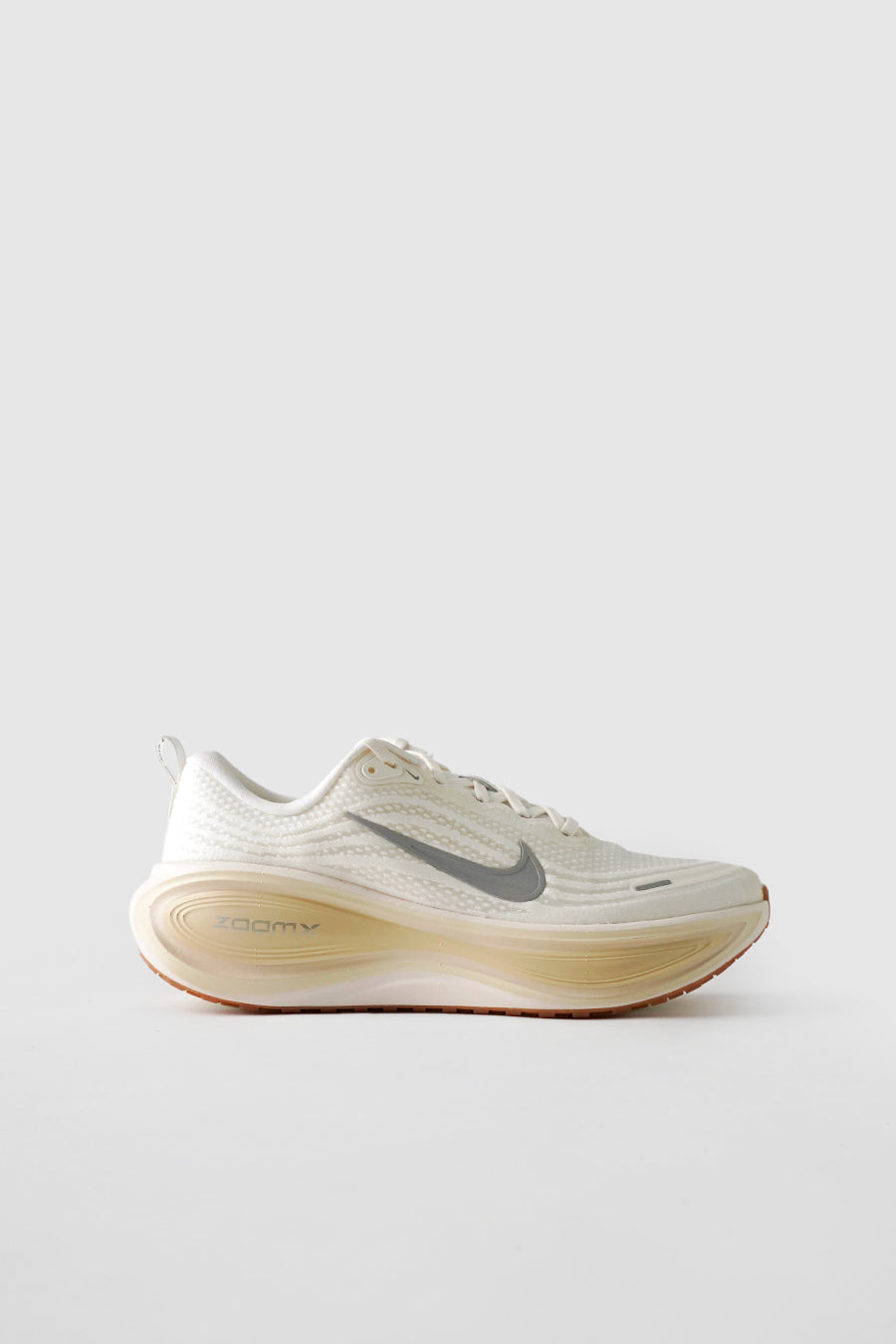 SAIL AND METALLIC SILVER VOMERO PLUS