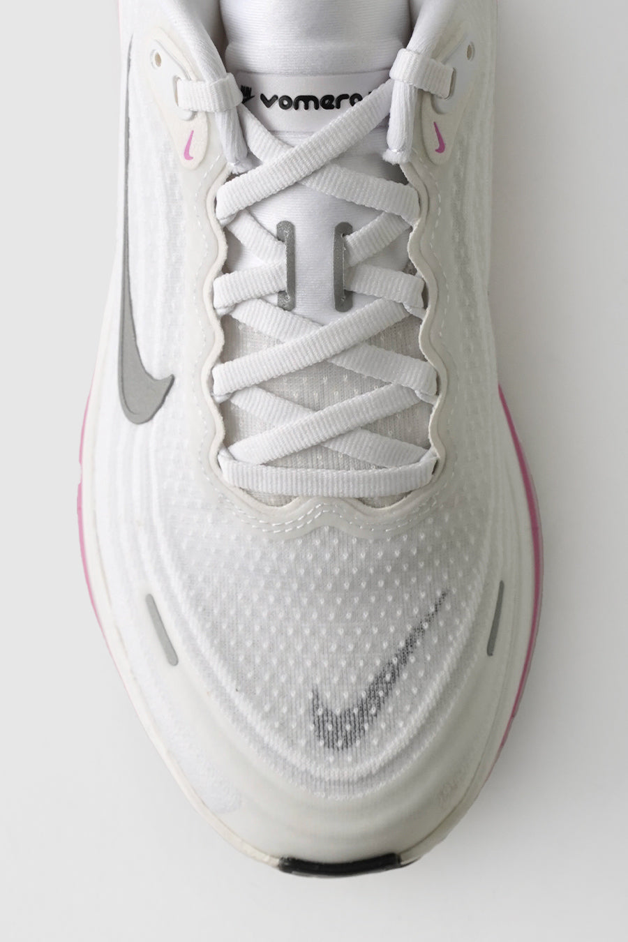 W VOMERO PLUS LILAC, SUMMIT WHITE ET METALLIC SILVER