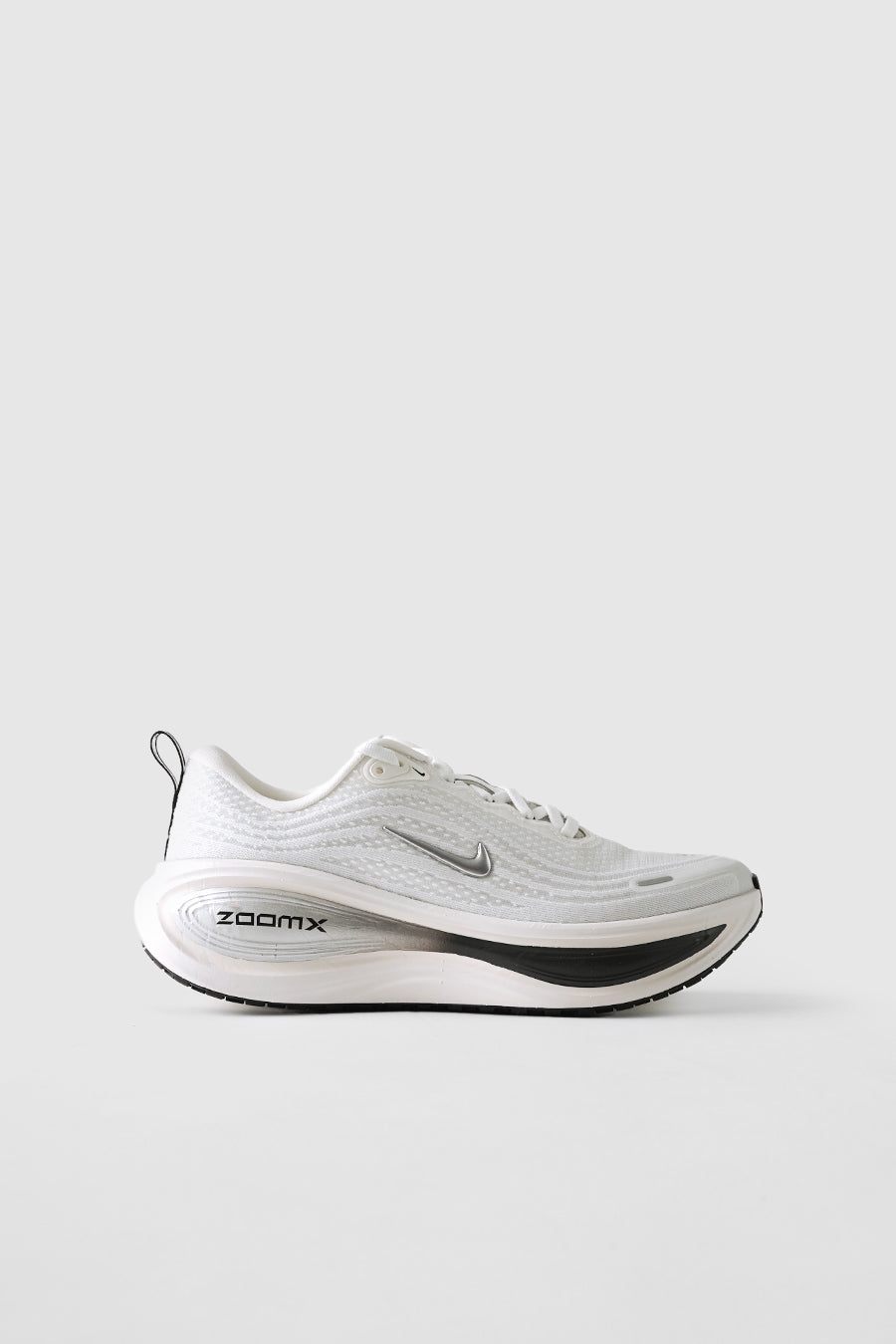 W VOMERO PLUS SUMMIT WHITE ET METALLIC SILVER