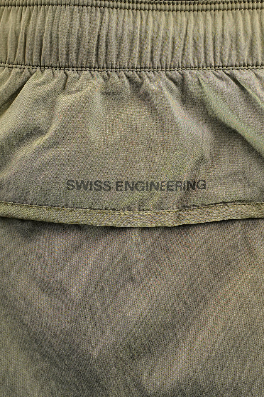 PERFORMANCE VOLT SHORTS SAFARI