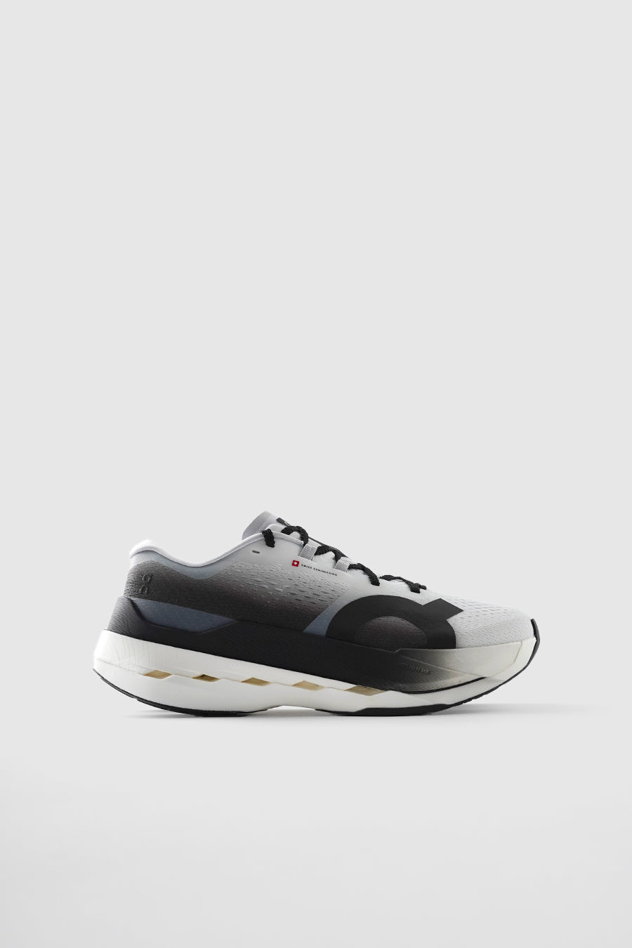 CLOUDBOOM MAX WHITE ET BLACK
