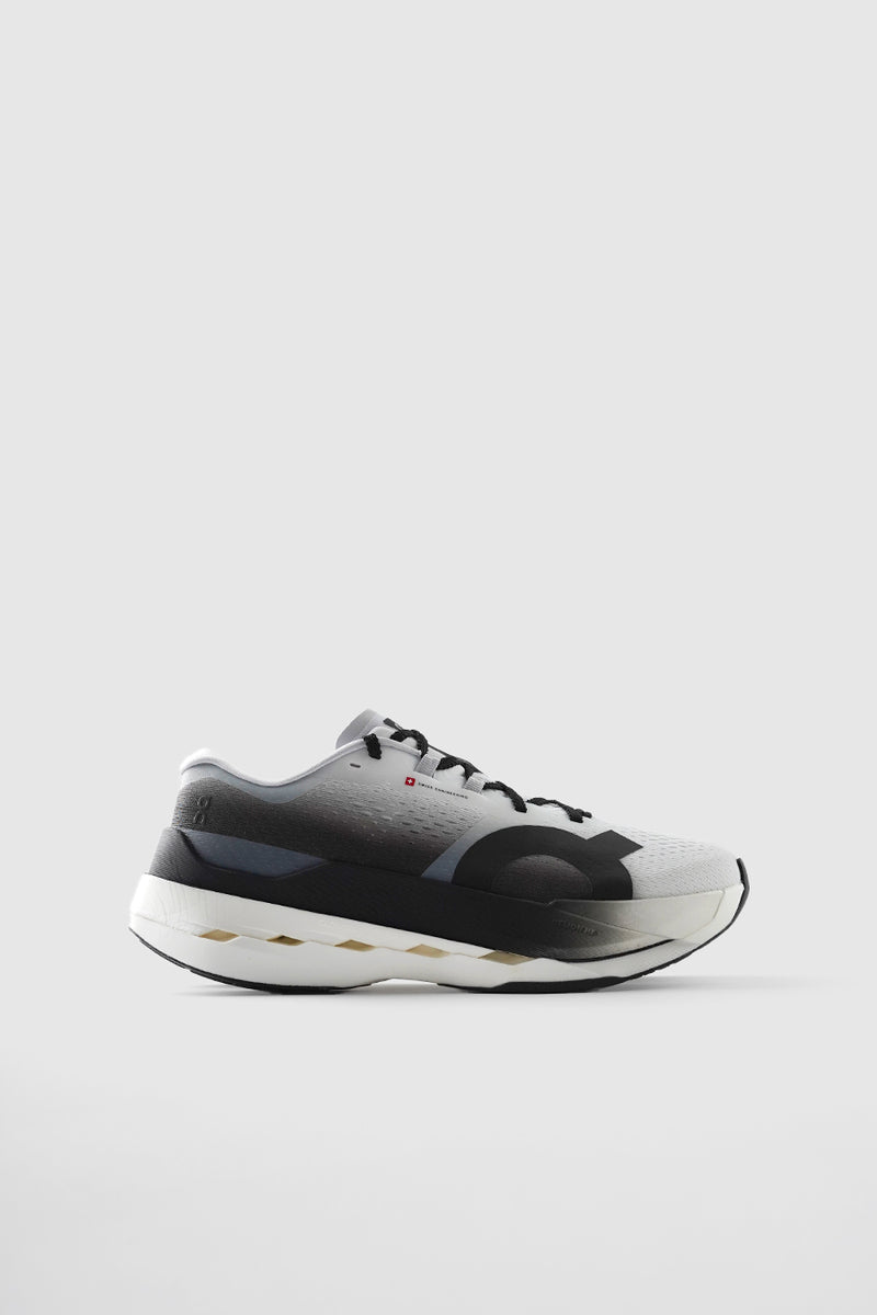 CLOUDBOOM MAX WHITE ET BLACK