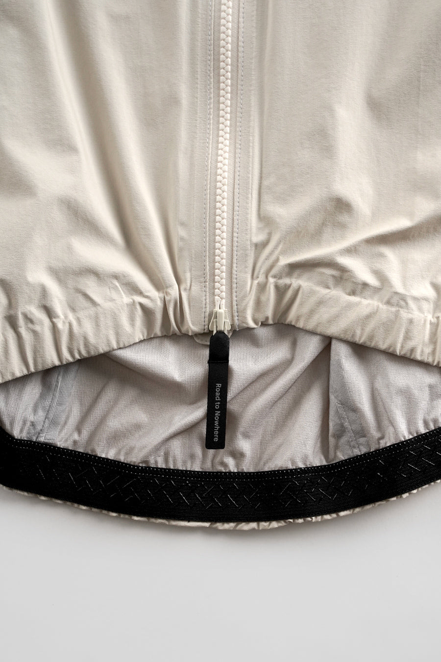 MECHANISM RAIN JACKET OFF WHITE