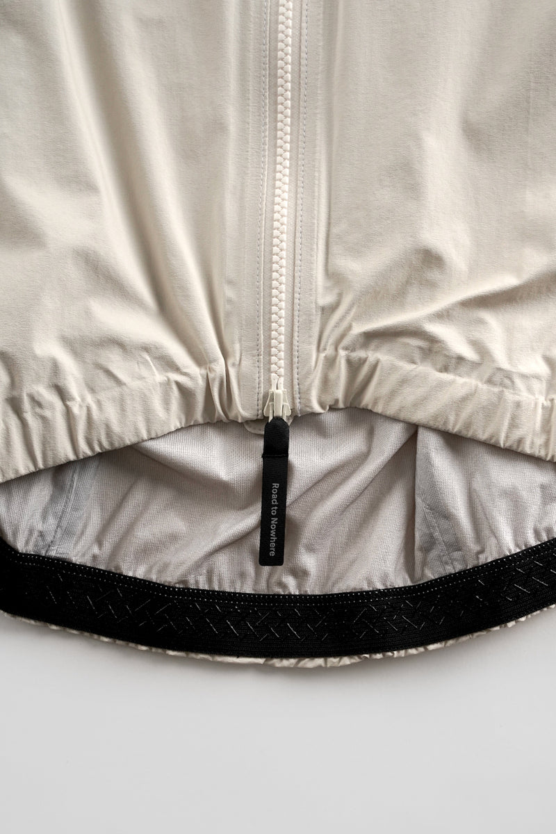 MECHANISM RAIN JACKET OFF WHITE