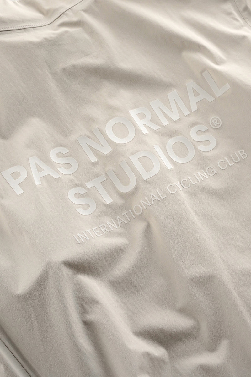 MECHANISM RAIN JACKET OFF WHITE