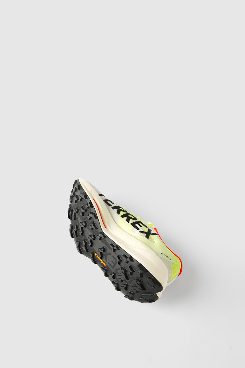 TERREX AGRAVIC TT CLOUD WHITE ET CORE BLACK