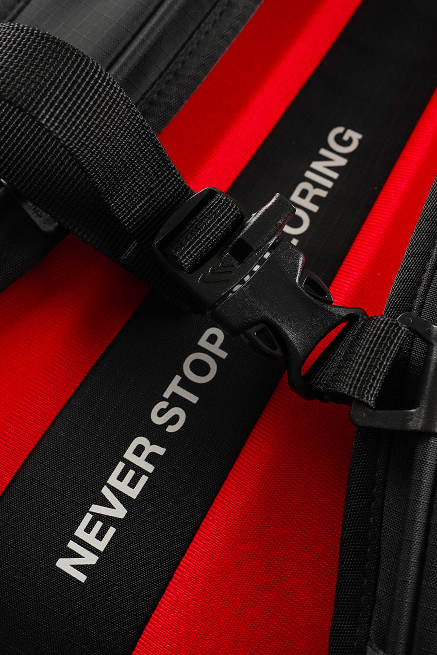 ALL MOUNTAIN PURPOSE 38 BACKPACK TNF BLACK ET TNF RED
