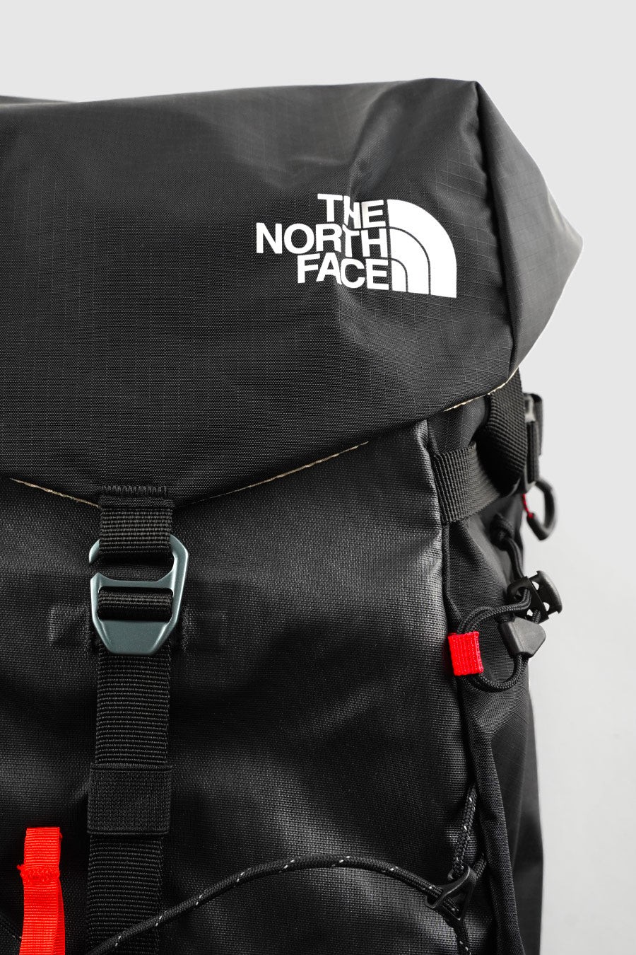 ALL MOUNTAIN PURPOSE 38 BACKPACK TNF BLACK ET TNF RED